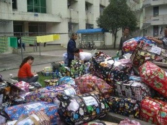 圖 上海快遞公司青浦區(qū)申通快遞托運生活用品行李包裹 上海快遞