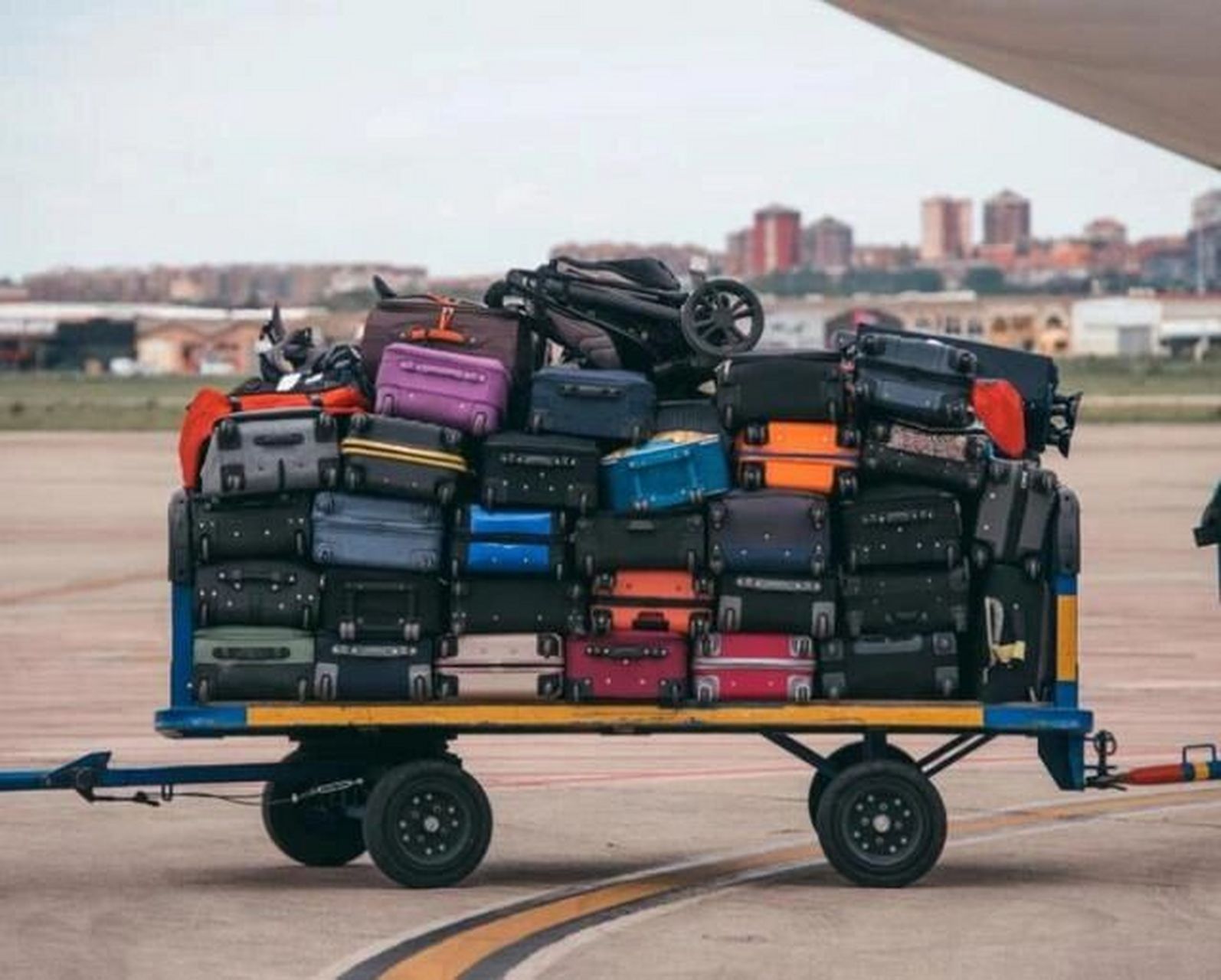 機場應急指南 行李未及時托運，可單獨托運嗎？